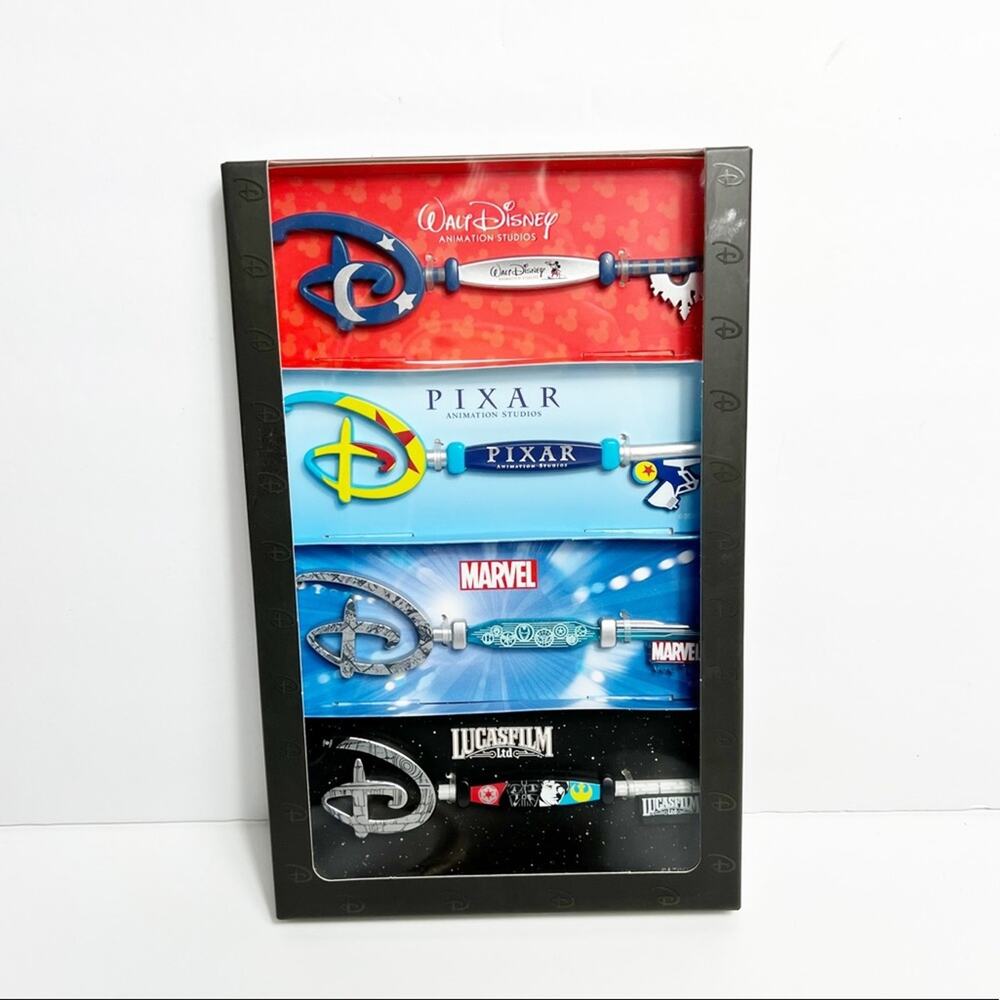 WALT DISNEY STARTER KEY COLLECTION BRAND NEW IN BOX COLLECTIBLES PIXAR MARVEL